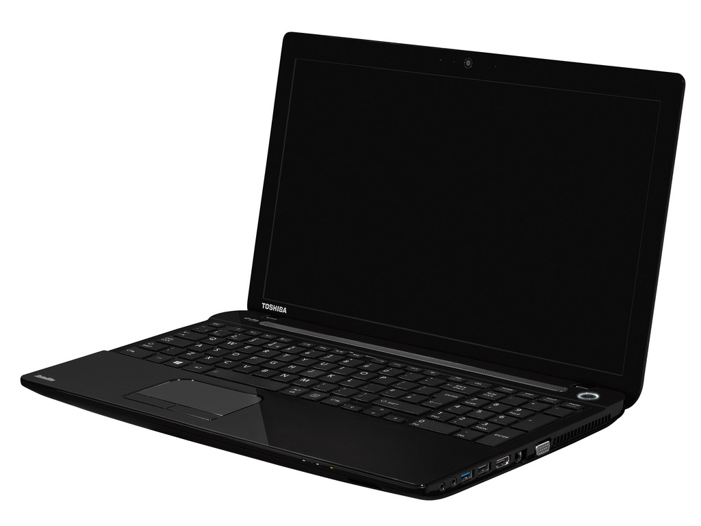 Toshiba Satellite C55-A-19D Core I3 3110M 4x2400MHz/4GB/120GB SSD/DRW/CAM 15,6