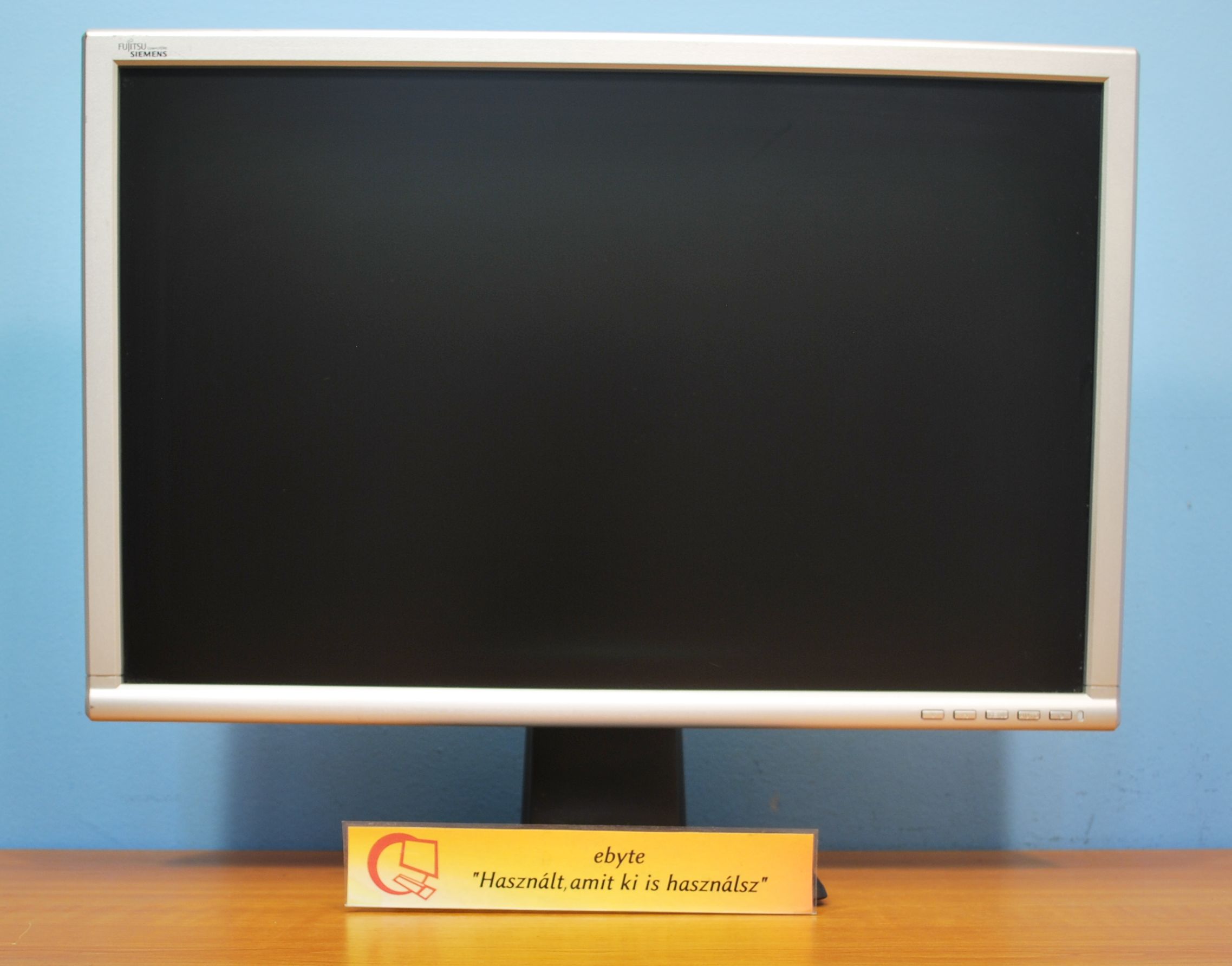 Fujitsu Siemens L22W-6SA 22