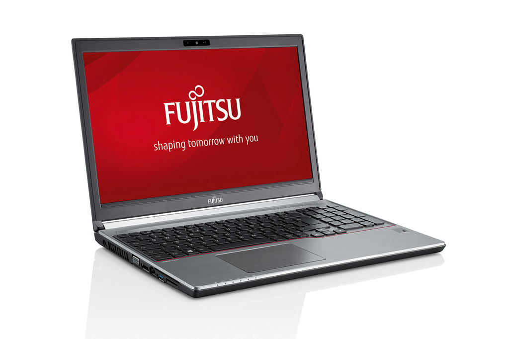 Fujitsu E744 Core I5 4310M 4x2700MHz/8GB/240GB SSD/DRW 14,1